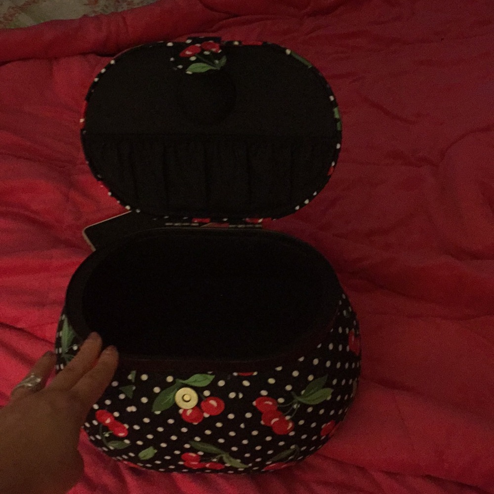 Make up tote fabulous